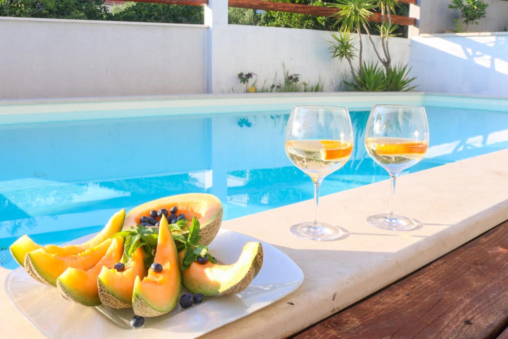 Villa My Rose With A Private Pool Mlini Luaran gambar